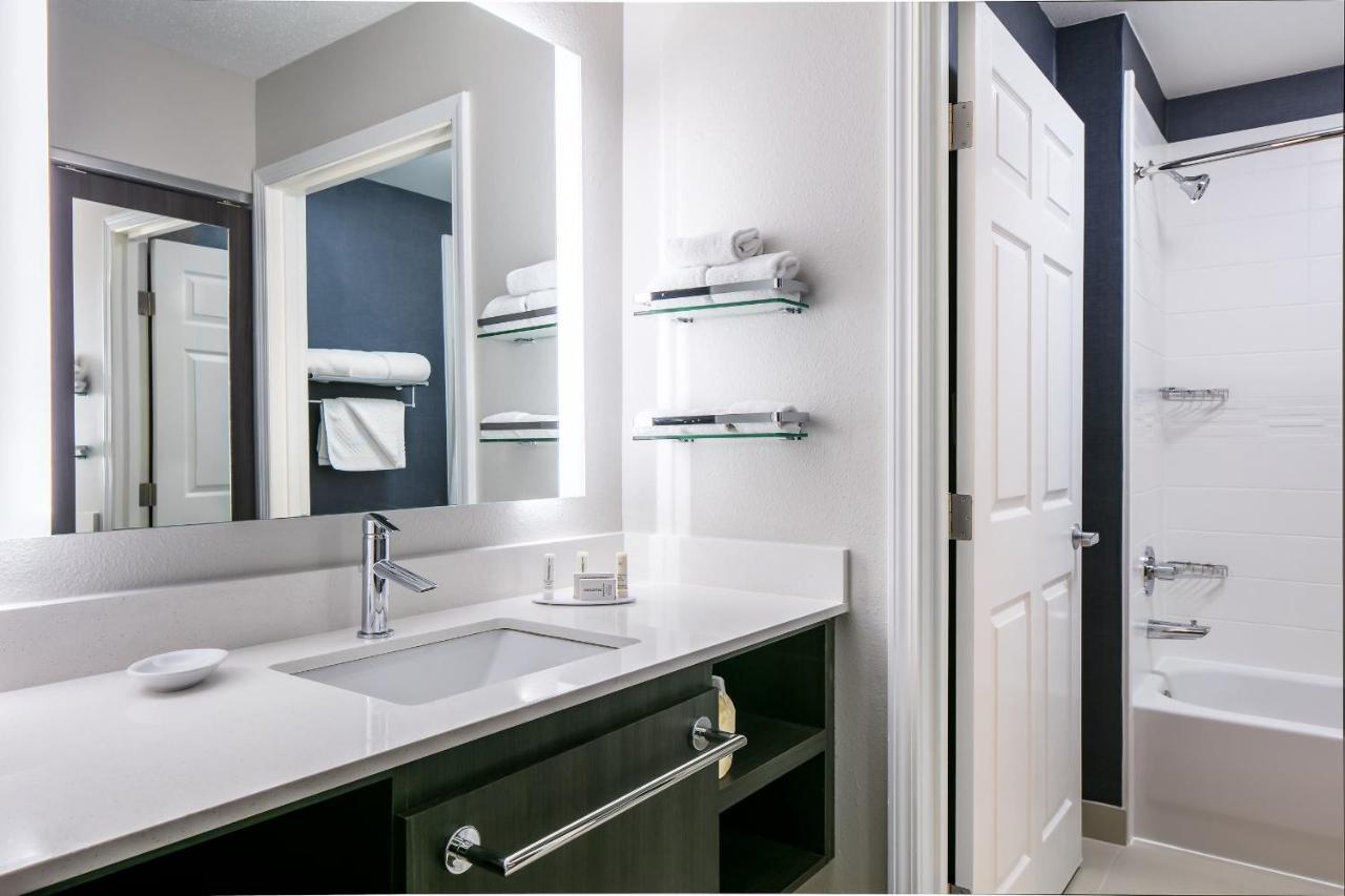 Two-Bedroom Two-Room Suite