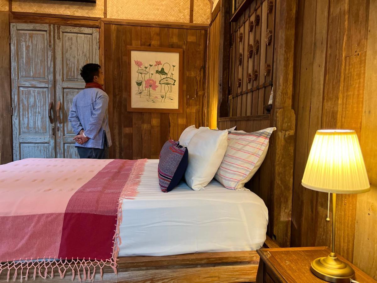 Honeymoon Master Room with Free One Way Airport Transfer