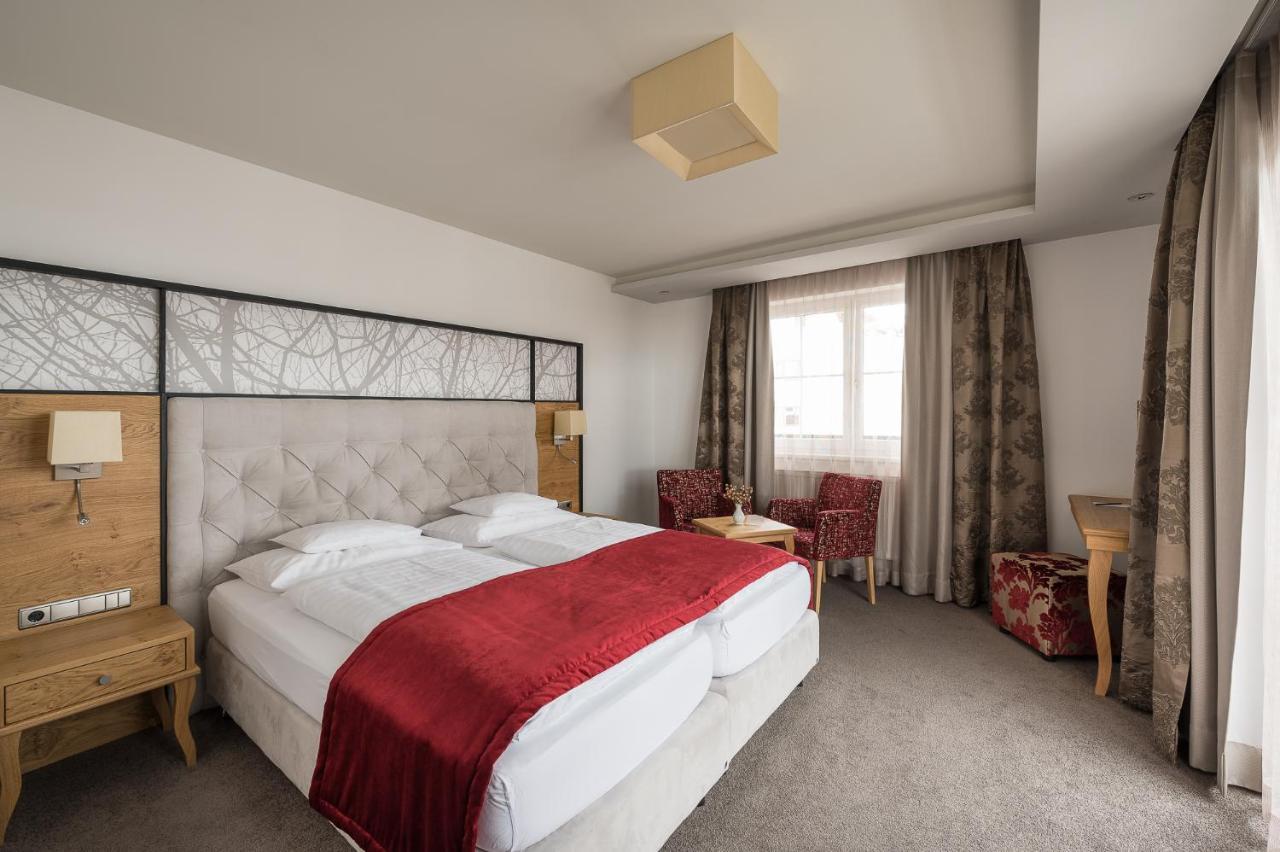 Classic Double Room