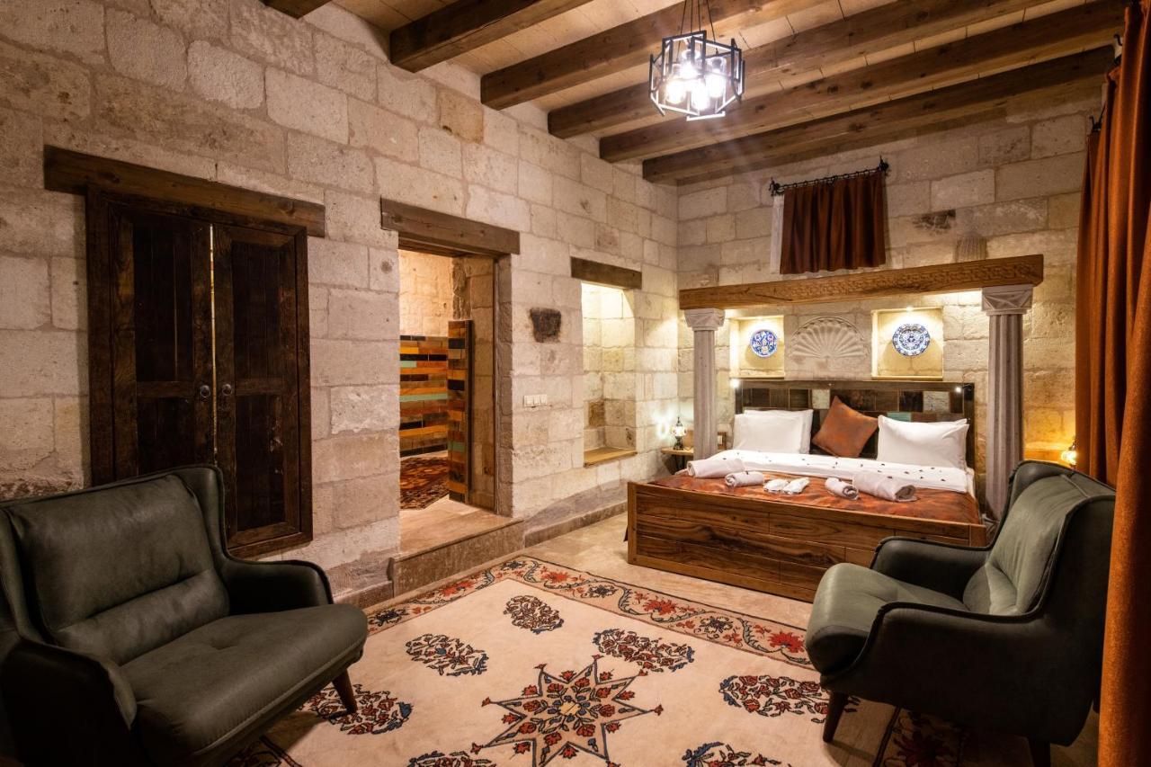 Triple Suite Room