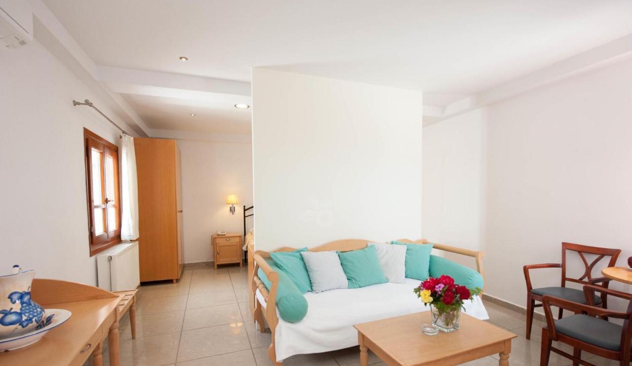 Quadruple Room with Sea View