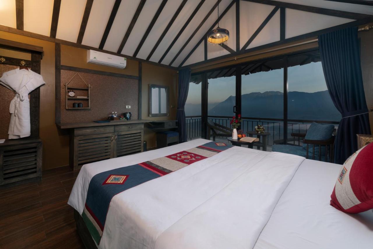 King Room with Mountain View