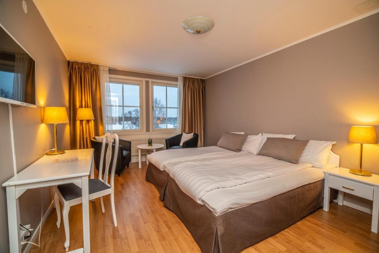Twin Room with Balcony