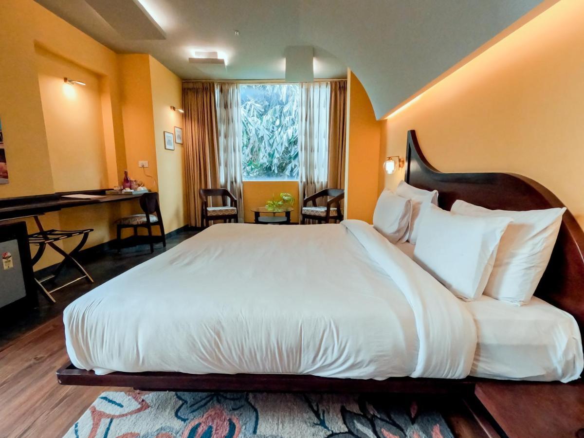 King Room with Balcony