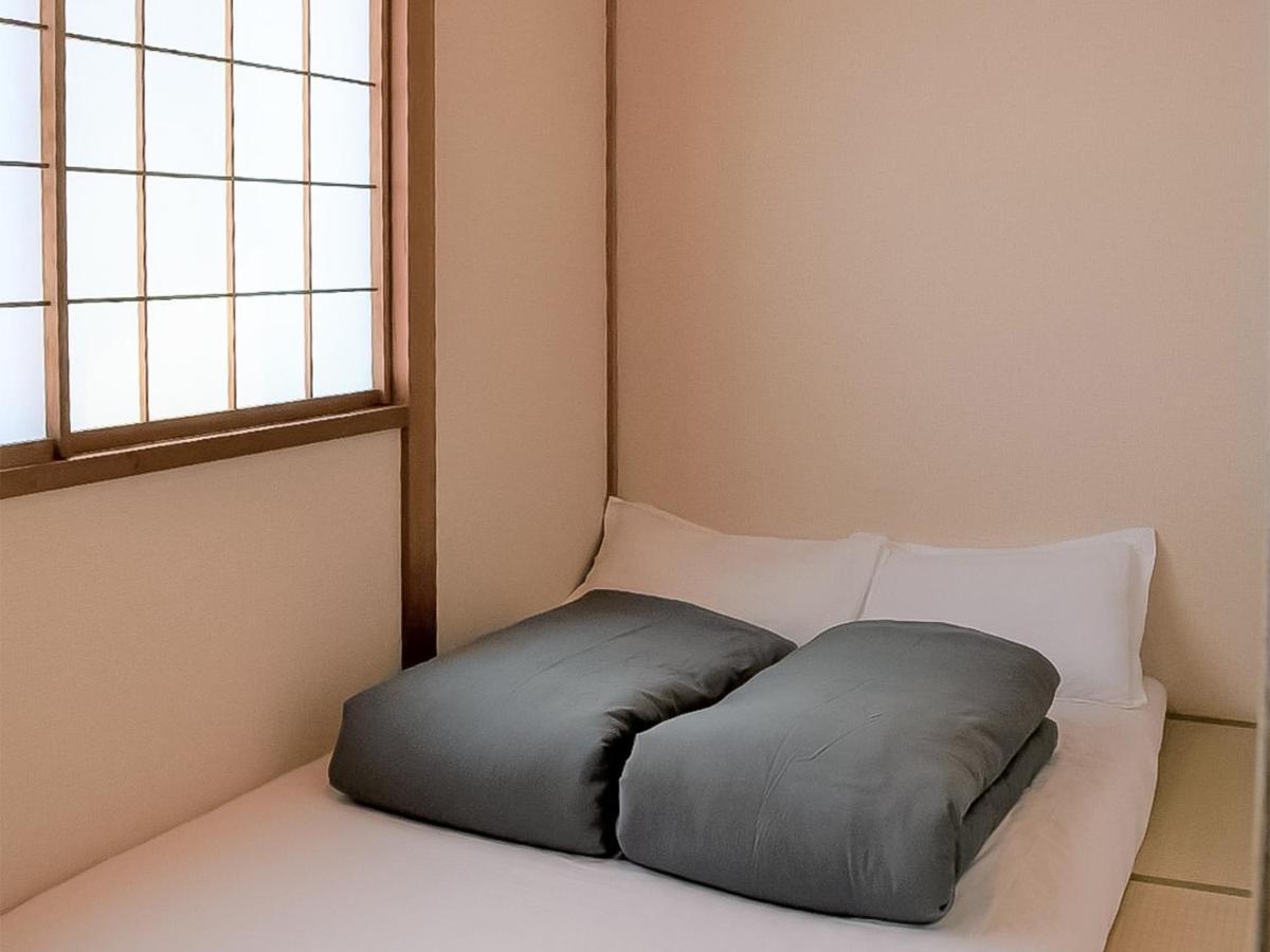 Small Japanese Room for 2 People