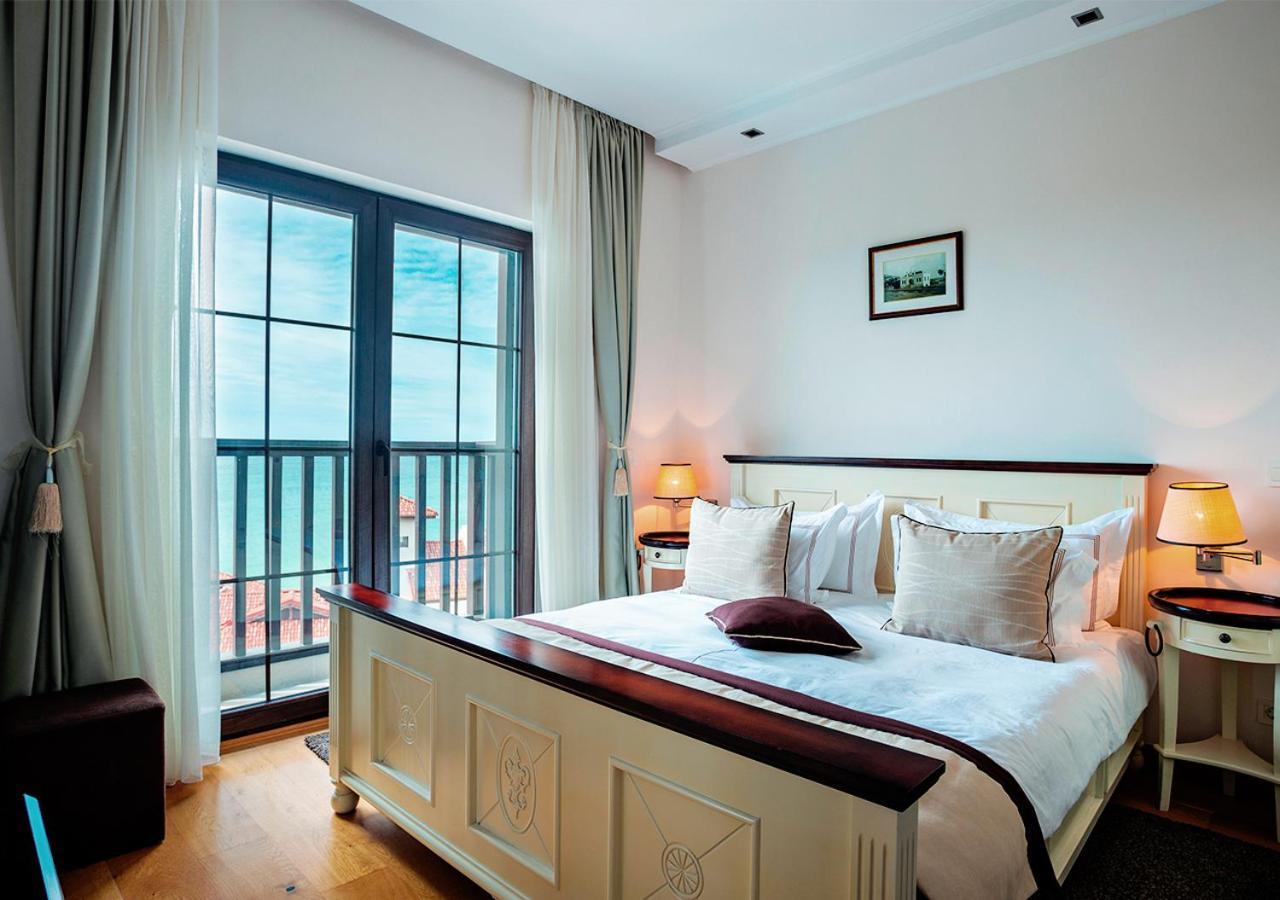 Family One Bedroom Suite - Marina