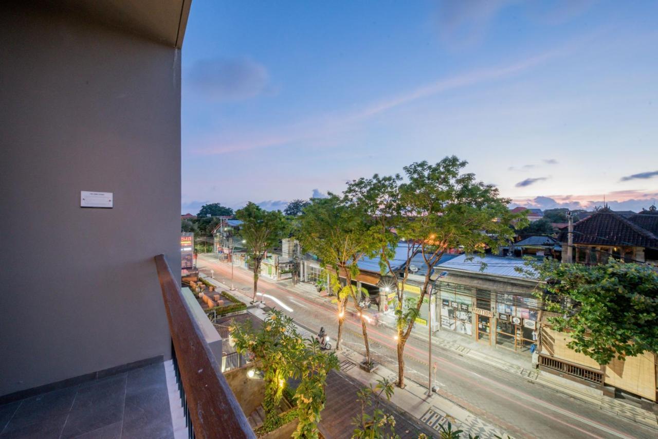Deluxe Double or Twin Room with Balcony