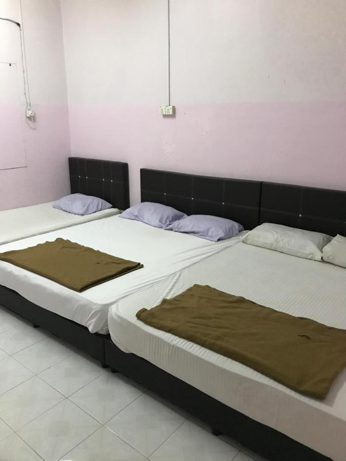 Economy Quadruple Room with Shared Bathroom