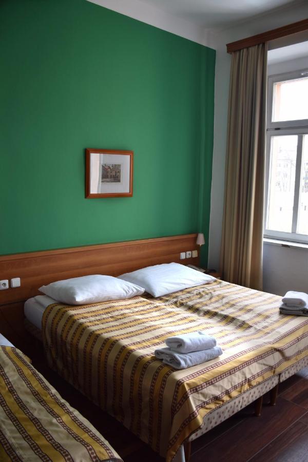 Comfort Triple Room
