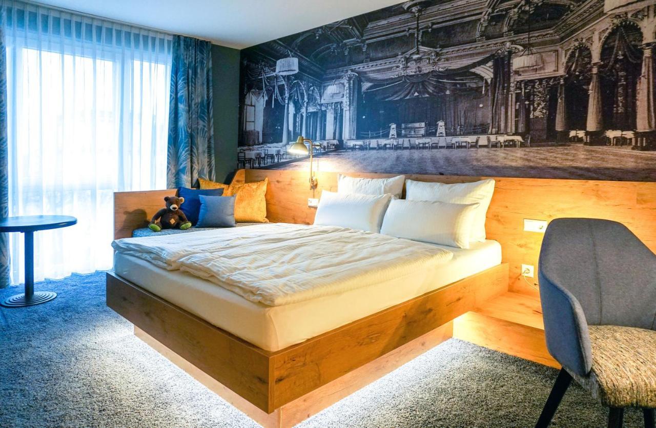 Doppelzimmer „COSY" mit Queensize-Bett