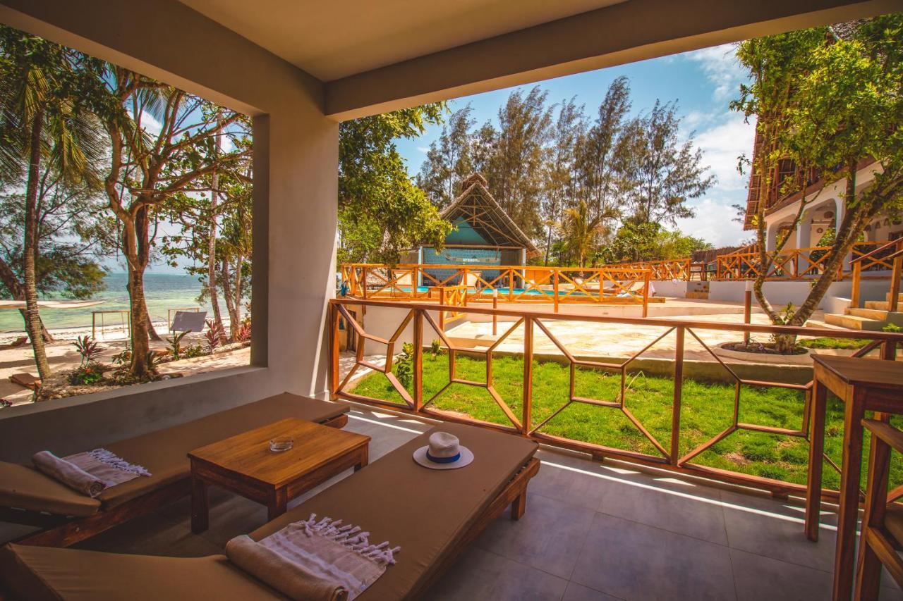 Deluxe Double Room with Balcony  and Partial Sea View