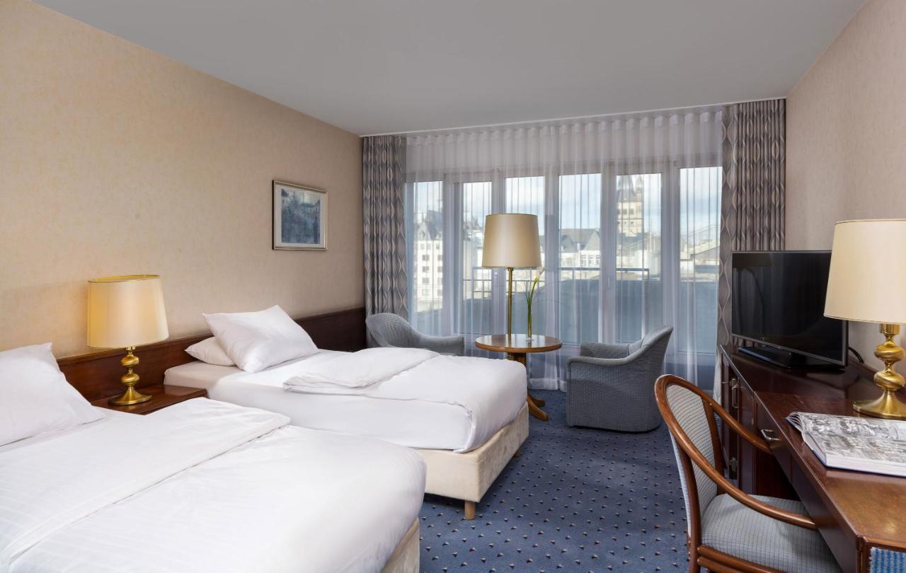 Superior Double or Twin Room with Cathedral View