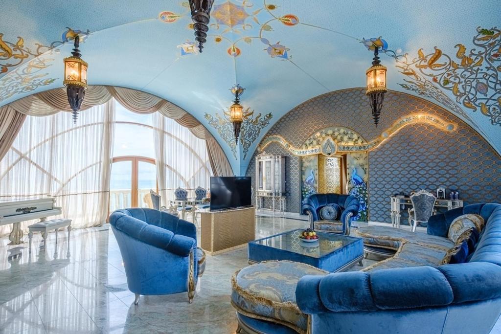 Presidential Suite