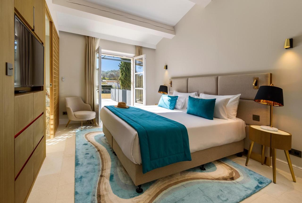 Deluxe Double Room with Terrace