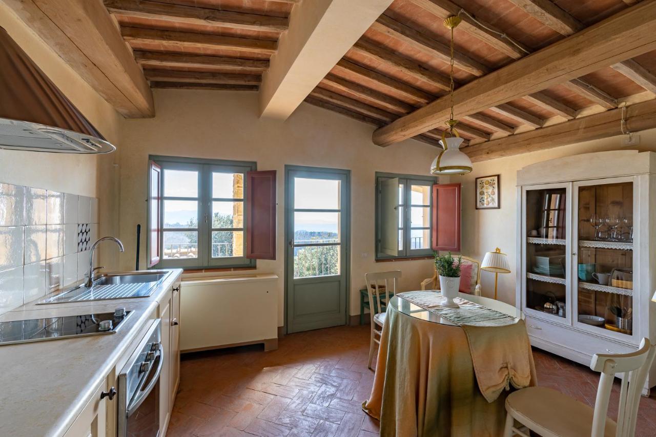 Apartment with Garden View