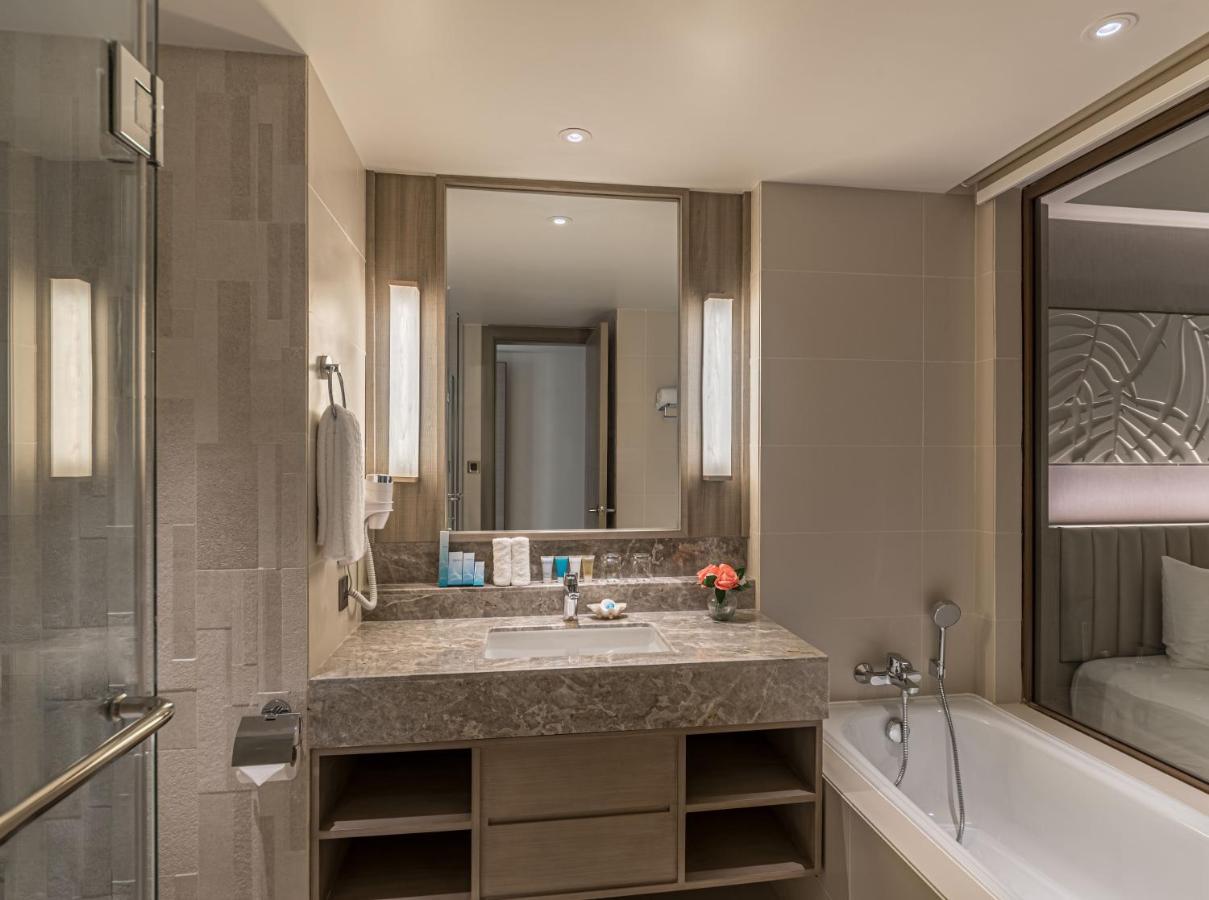 Premier Room