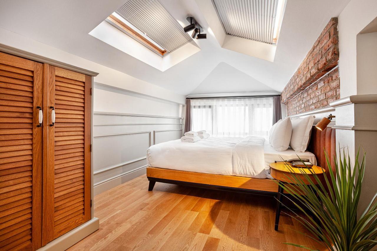 Attic with Balcony