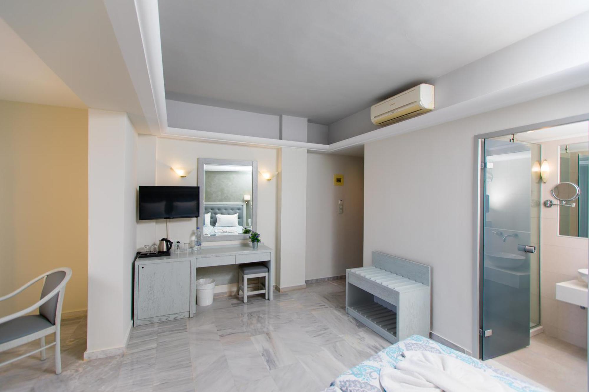 Quadruple Room City View
