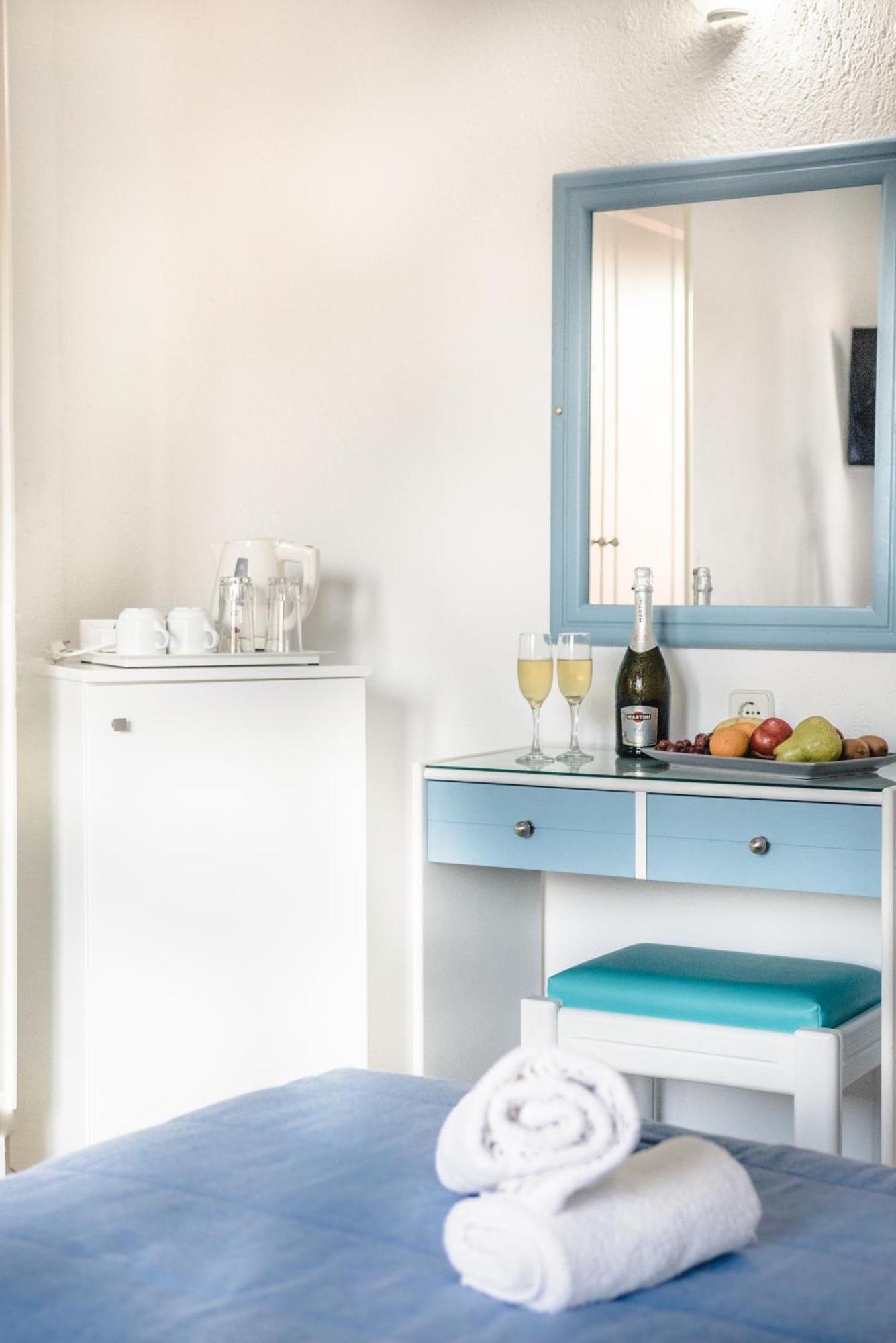 Standard Twin/Double Room