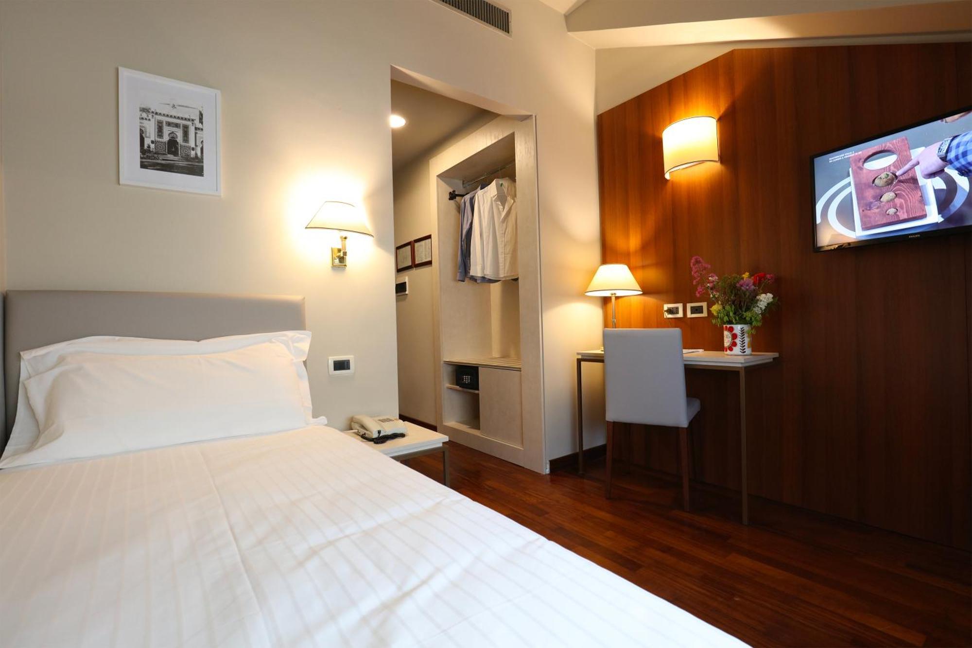 Single Room