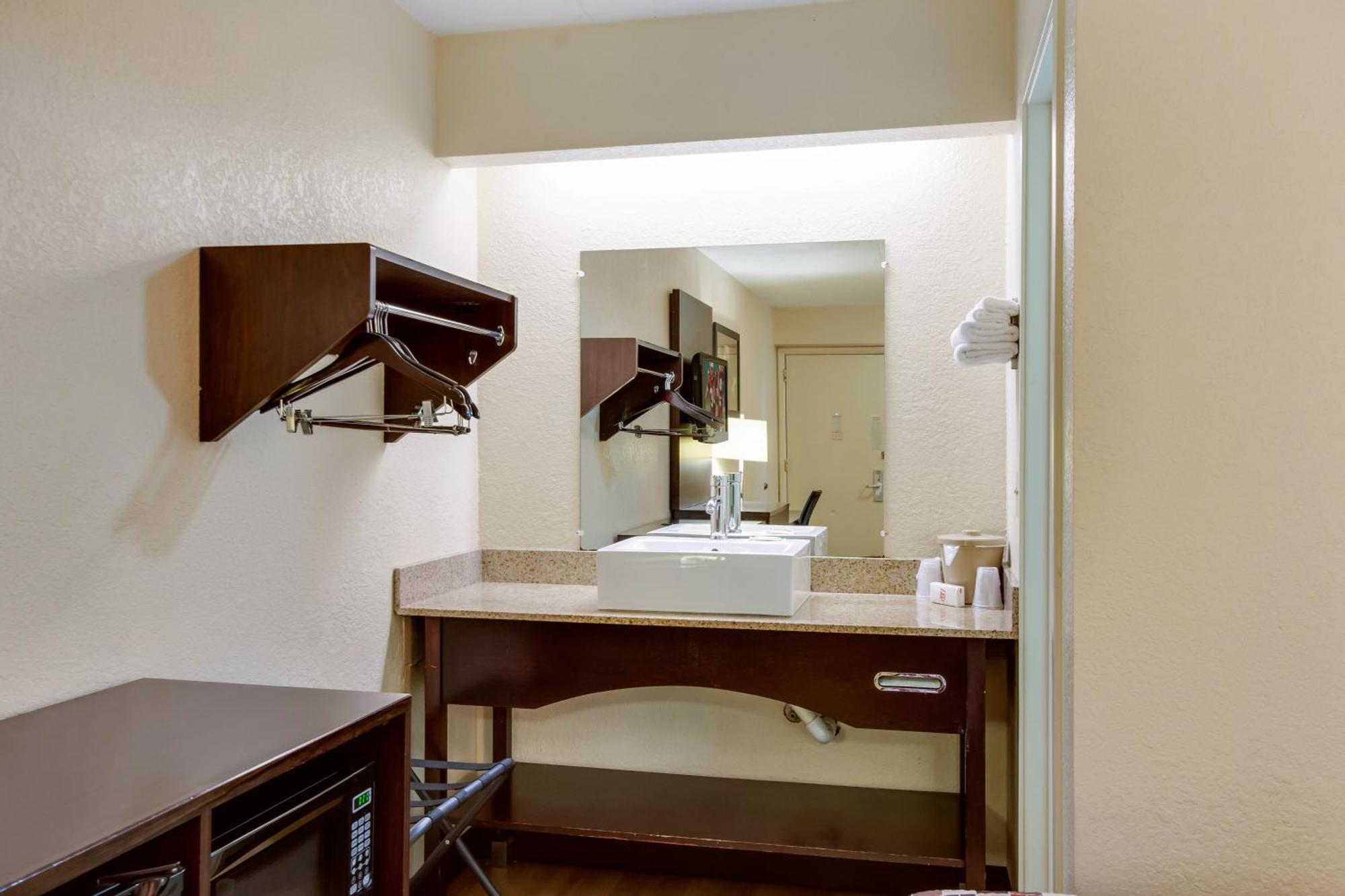 Deluxe Room with Two Queen Beds Non-Smoking
