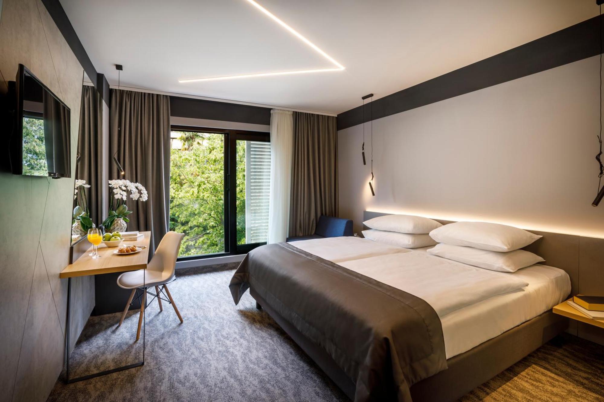 Superior Double Room with Sofa Bed