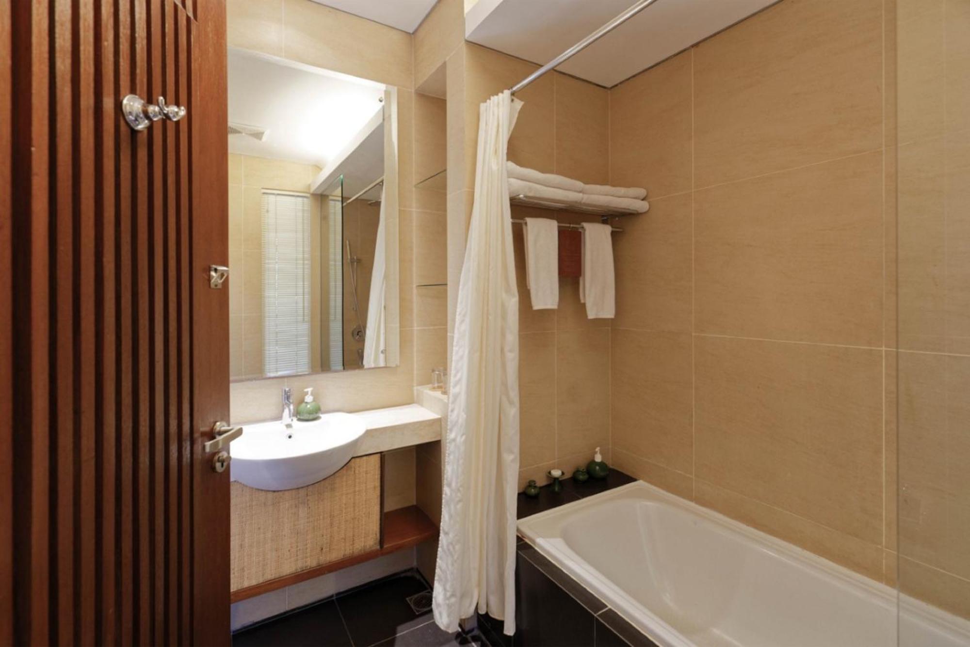 Deluxe Premier with Balcony and Free Exclusive Benefit