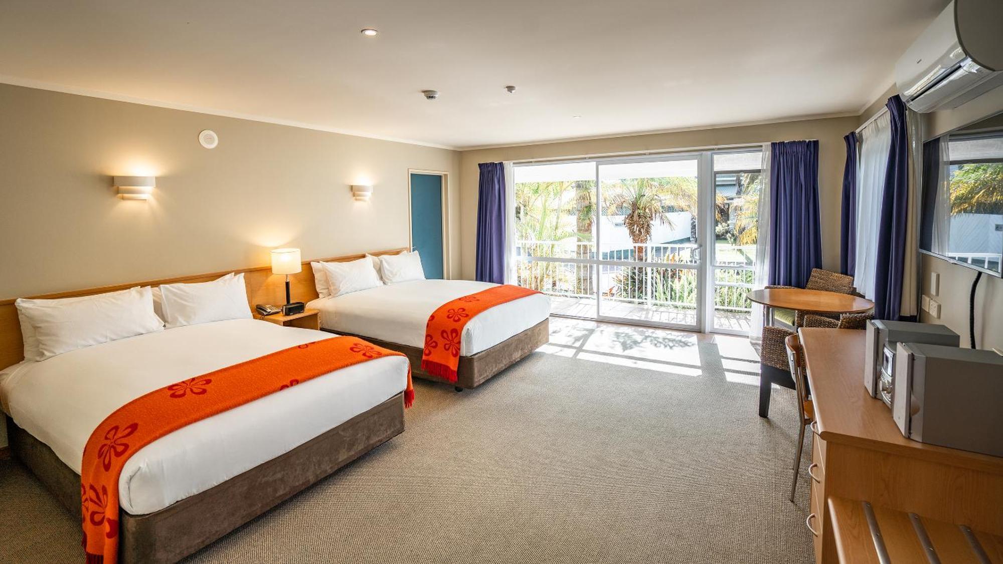 Superior Twin Room with Two Queen Beds