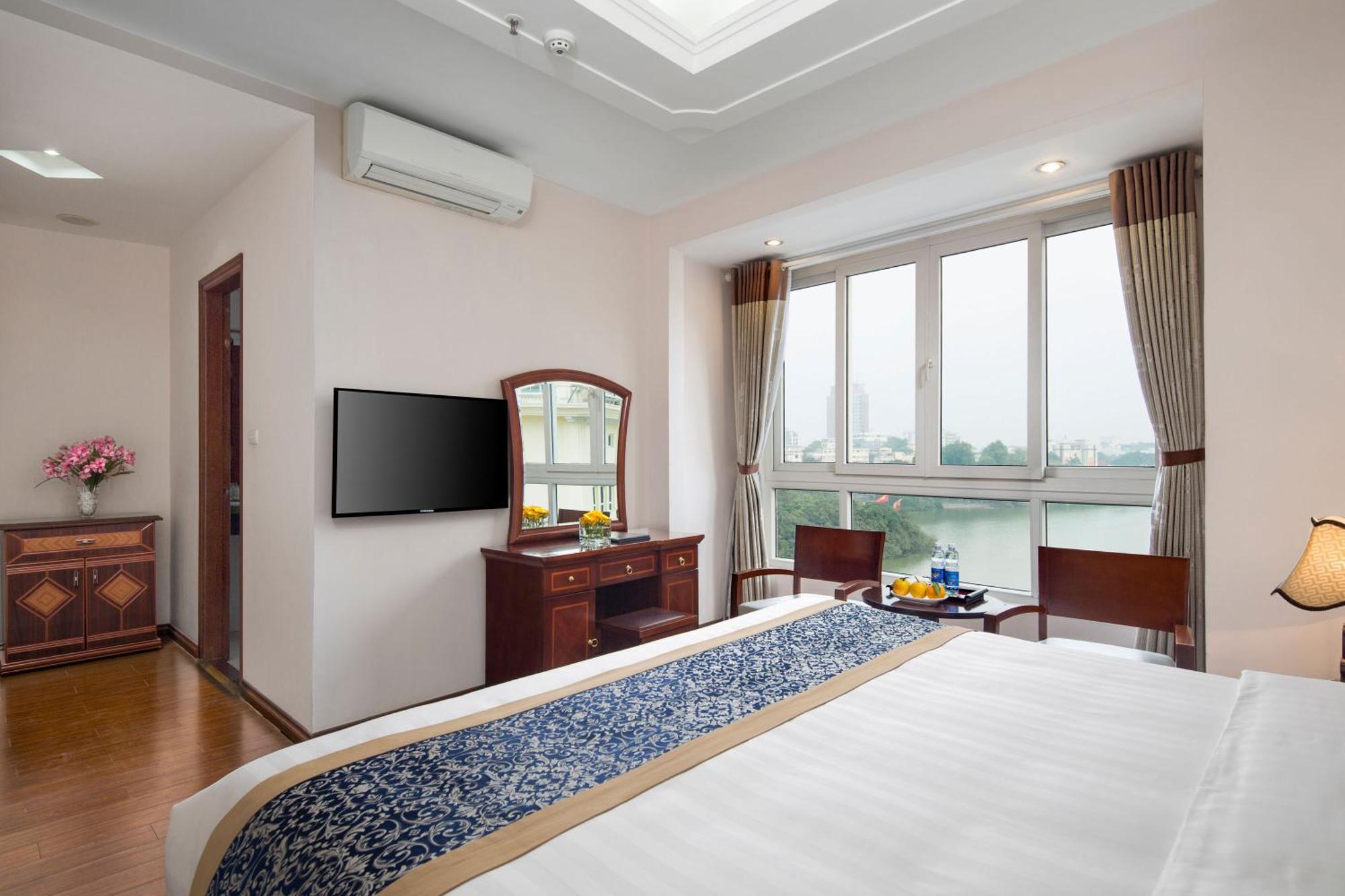 Room with Lake View