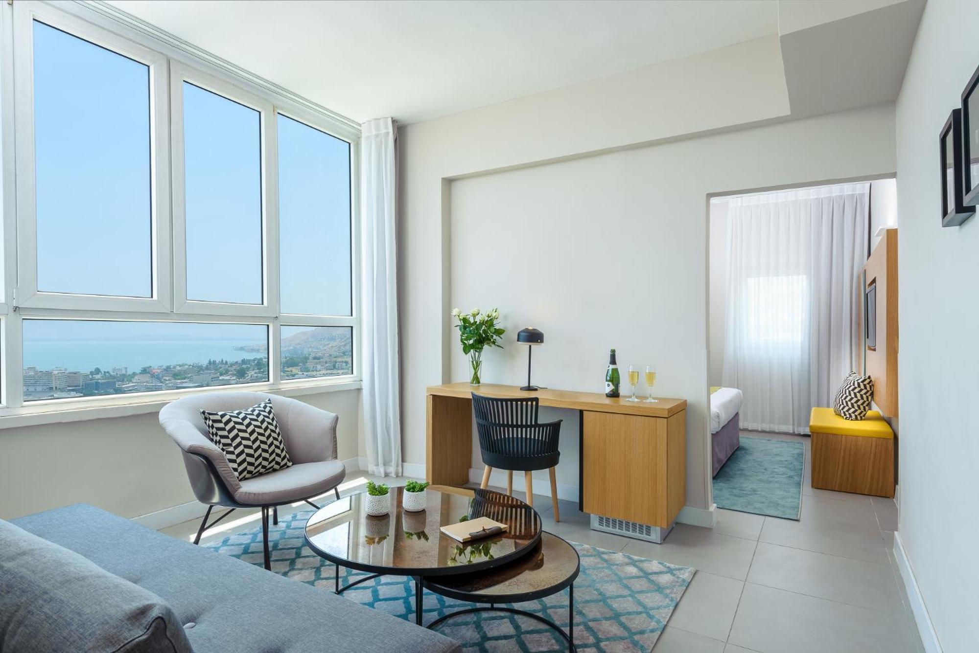 Deluxe Suite (twin/double)