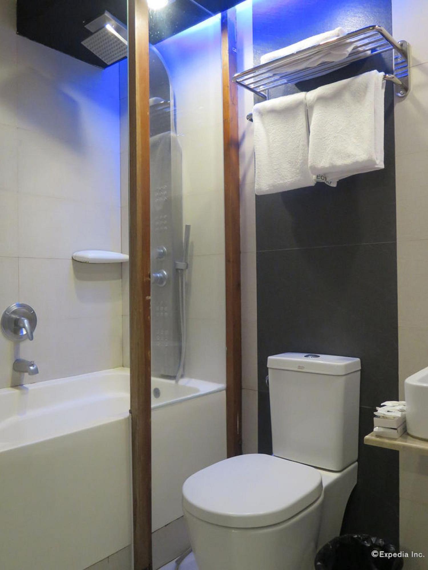Suite 1