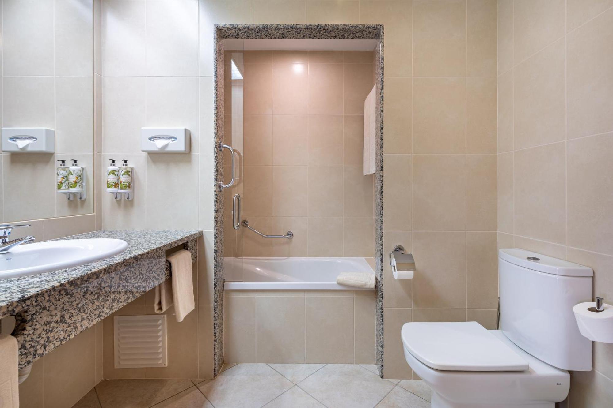 Standard Twin Room with Side Sea View
