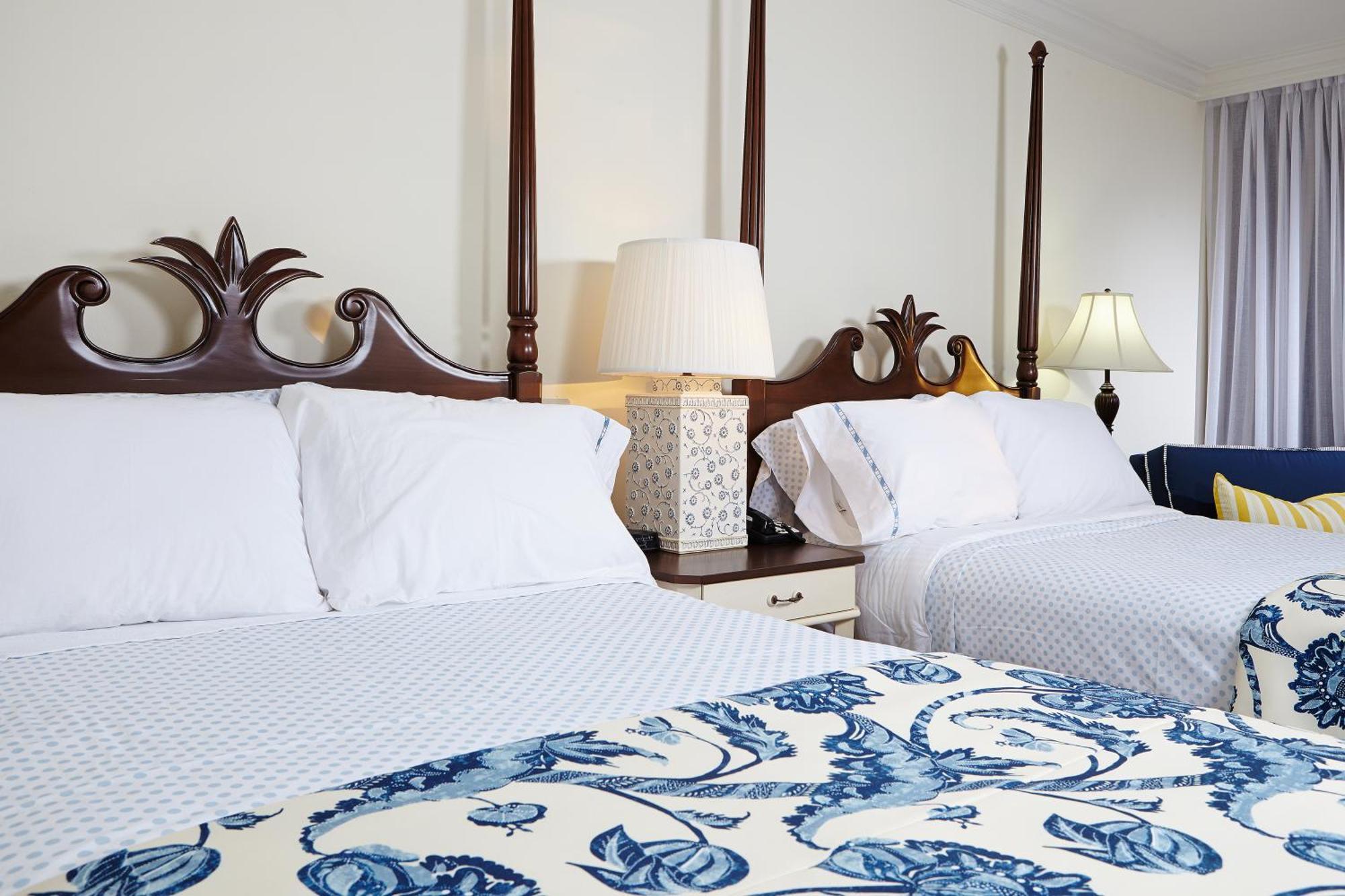 Deluxe Double/Double Room Lake view with Balcony