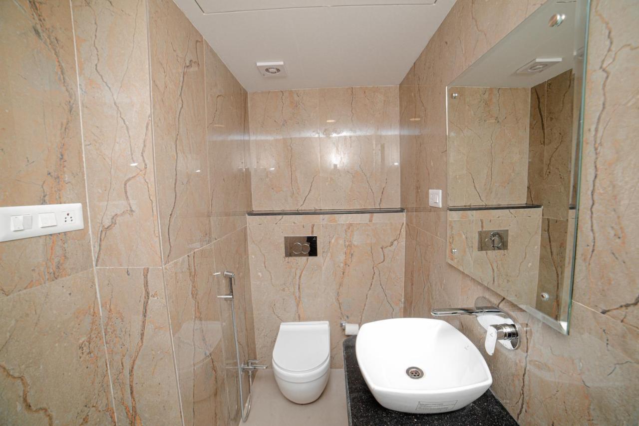 Superior Double Room with 10% off on Two-way Airport/Railway/Bus Transfer and 20% Off on Laundry service for upto 2 clothing items