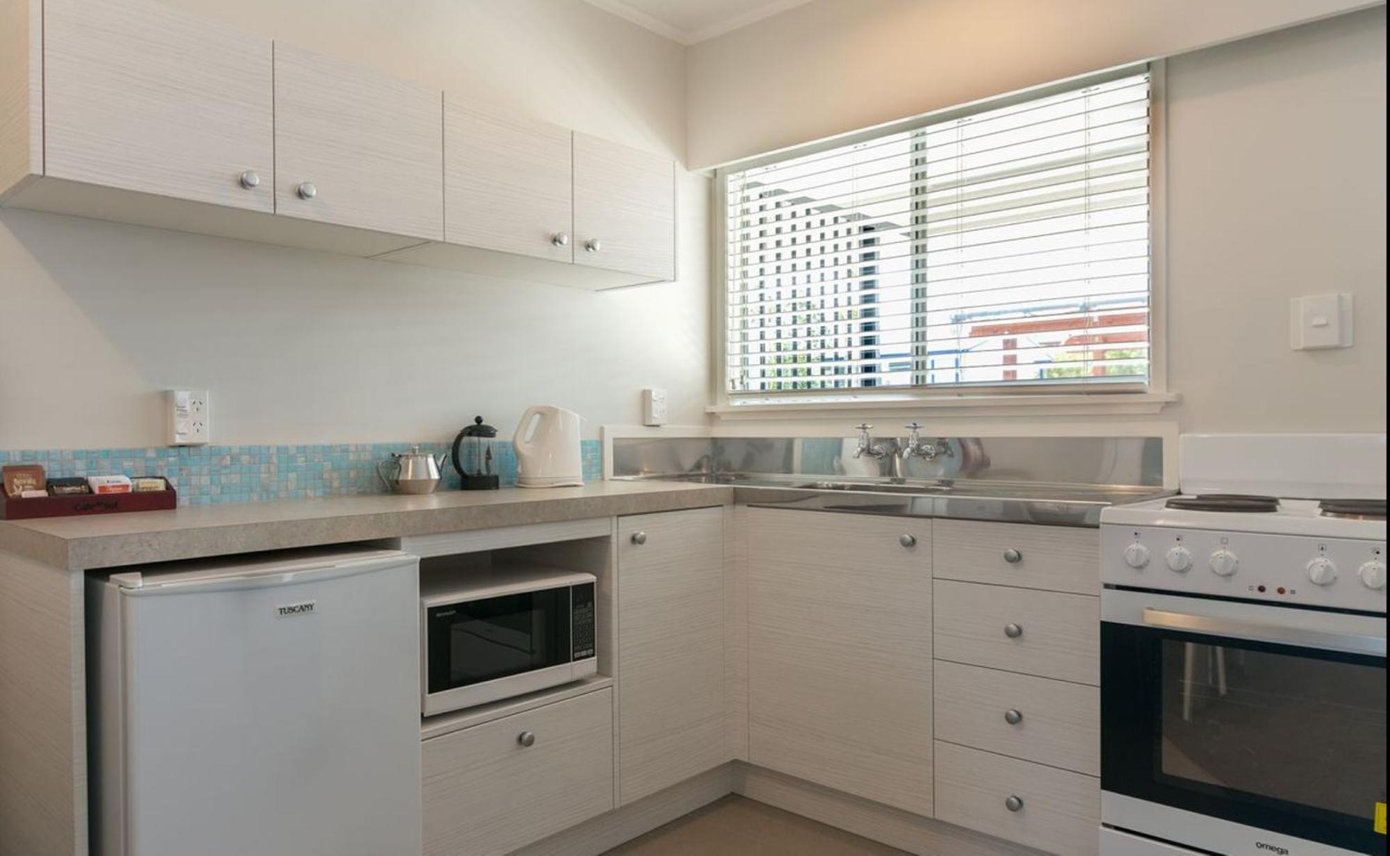 Superior One-Bedroom Apartment