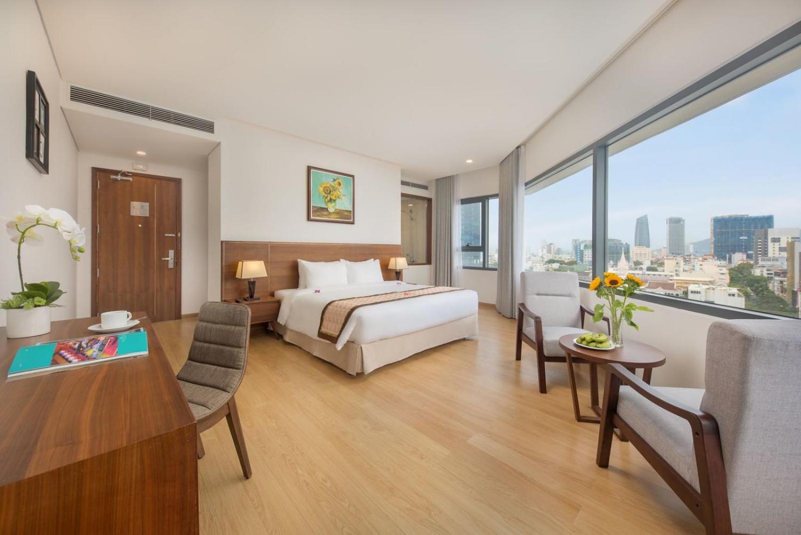 Suite with River View