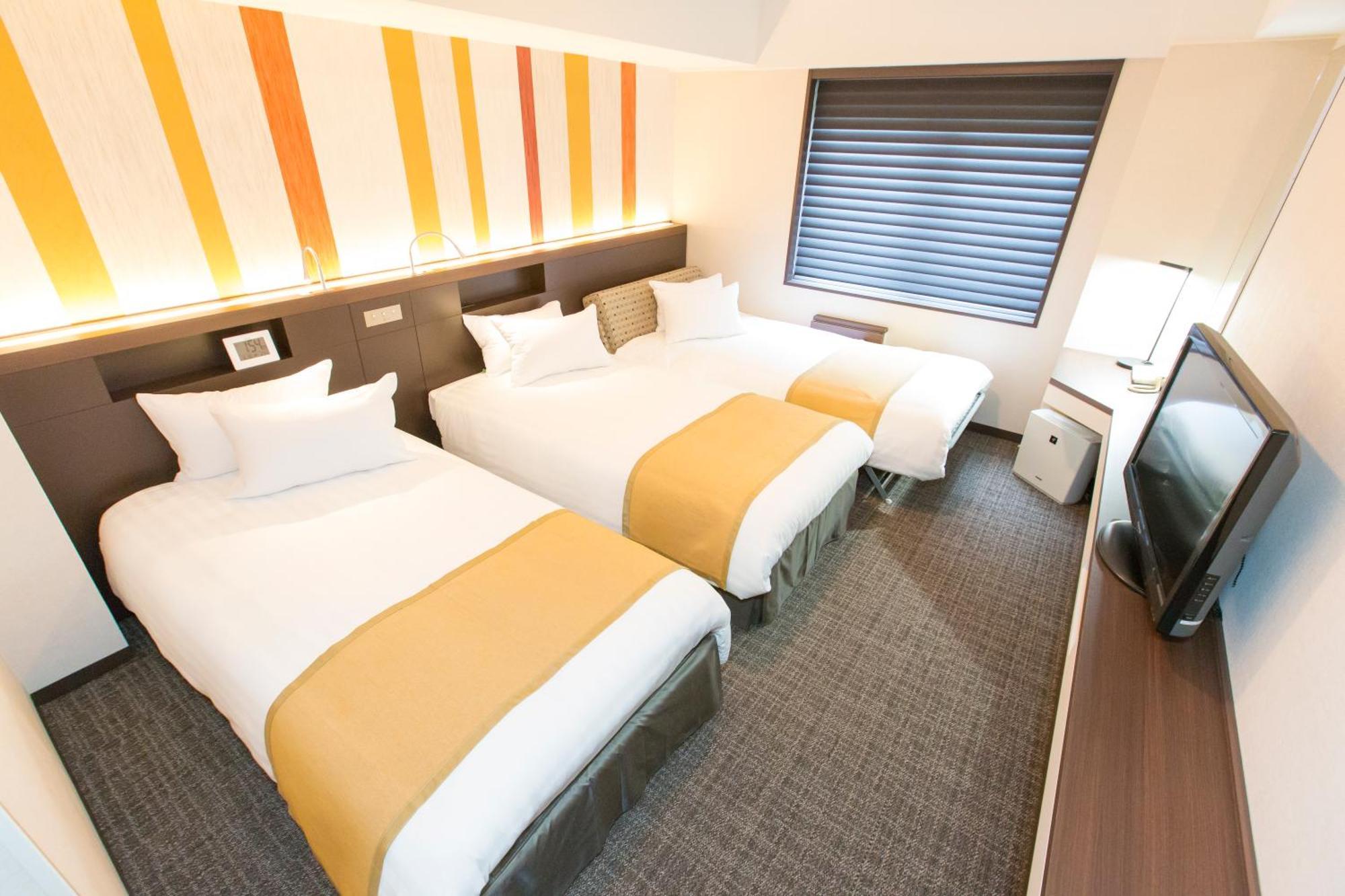 Moderate Twin A  (for 3 Guests) – Non-Smoking
