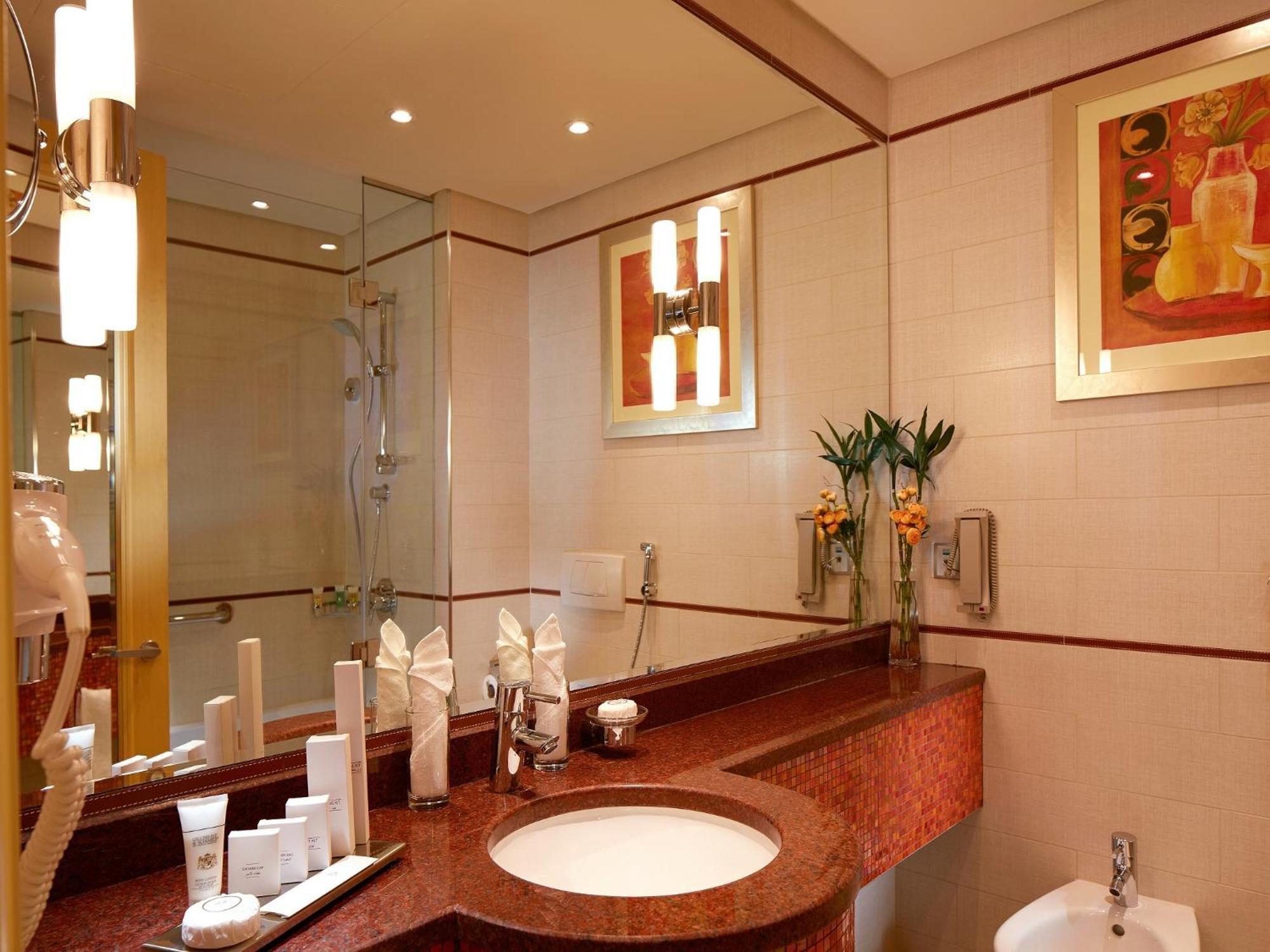 Club Twin Room