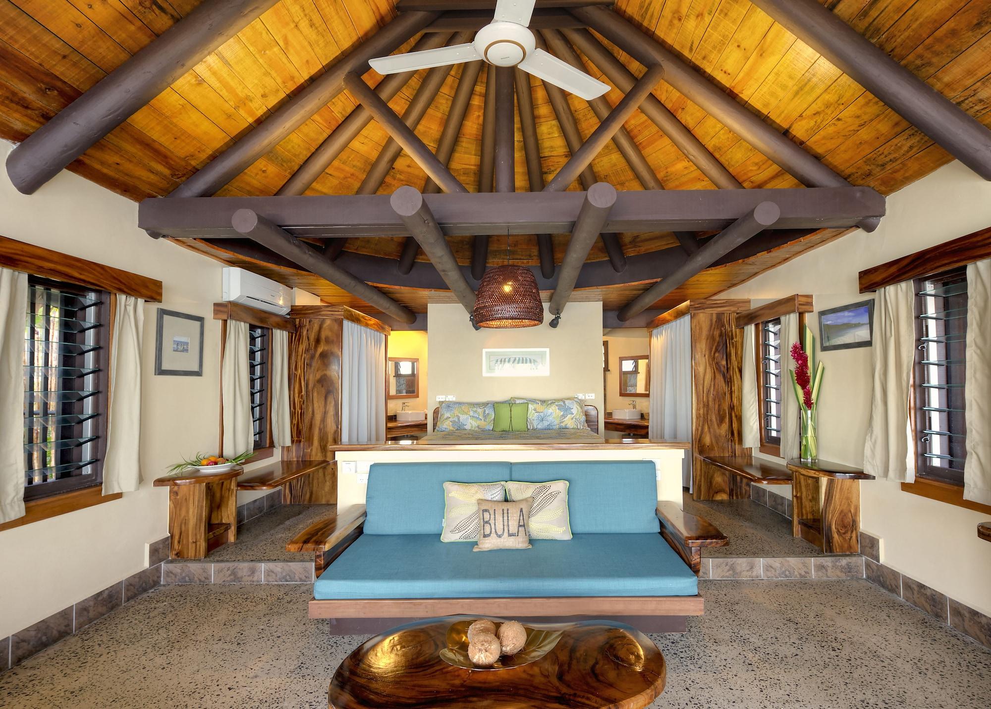 One-Bedroom Bungalow - Water Front (Adult Only)