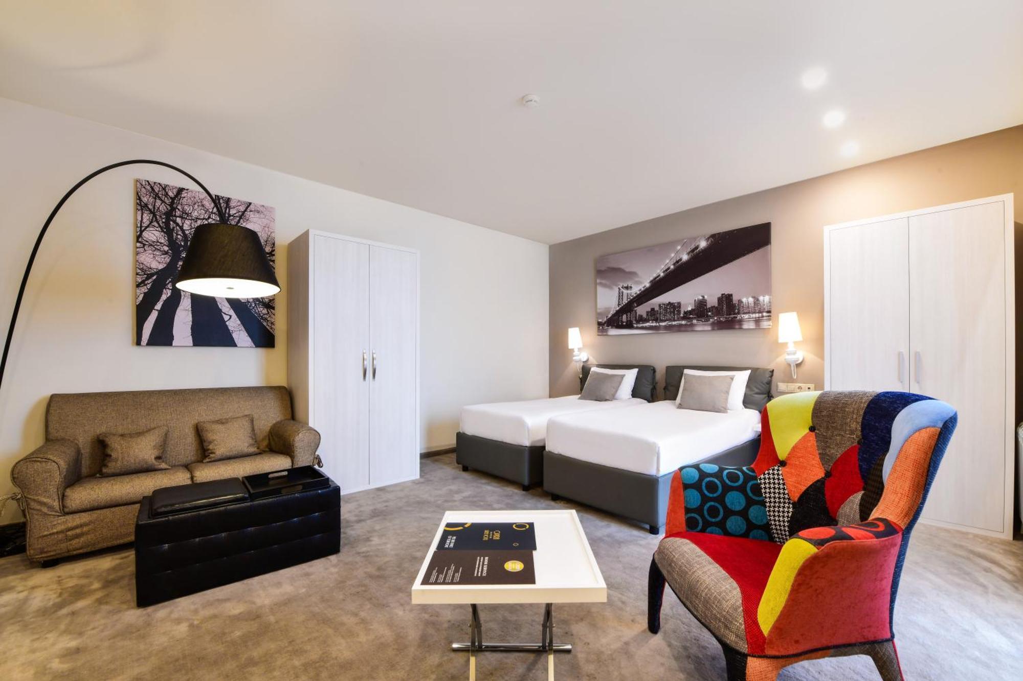 Deluxe Twin Room