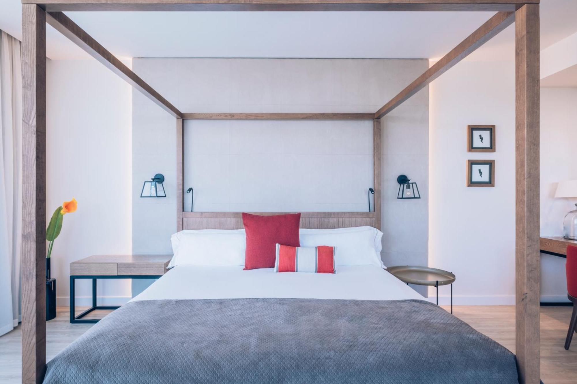 Suite with Pool View