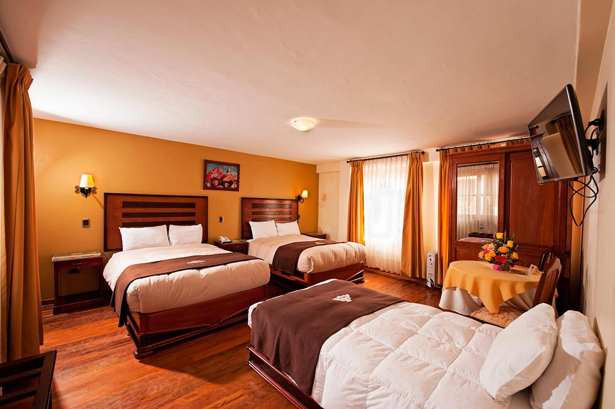 Triple Room
