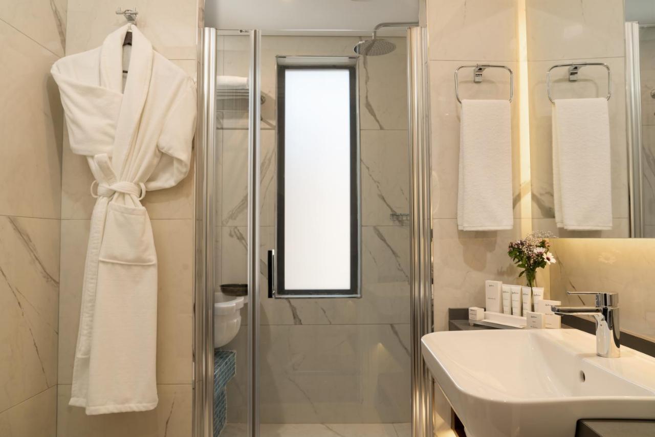 Junior Suite with Sea View and Hammam