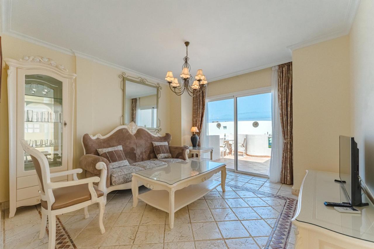 Two-Bedroom Suite (4 Adults)