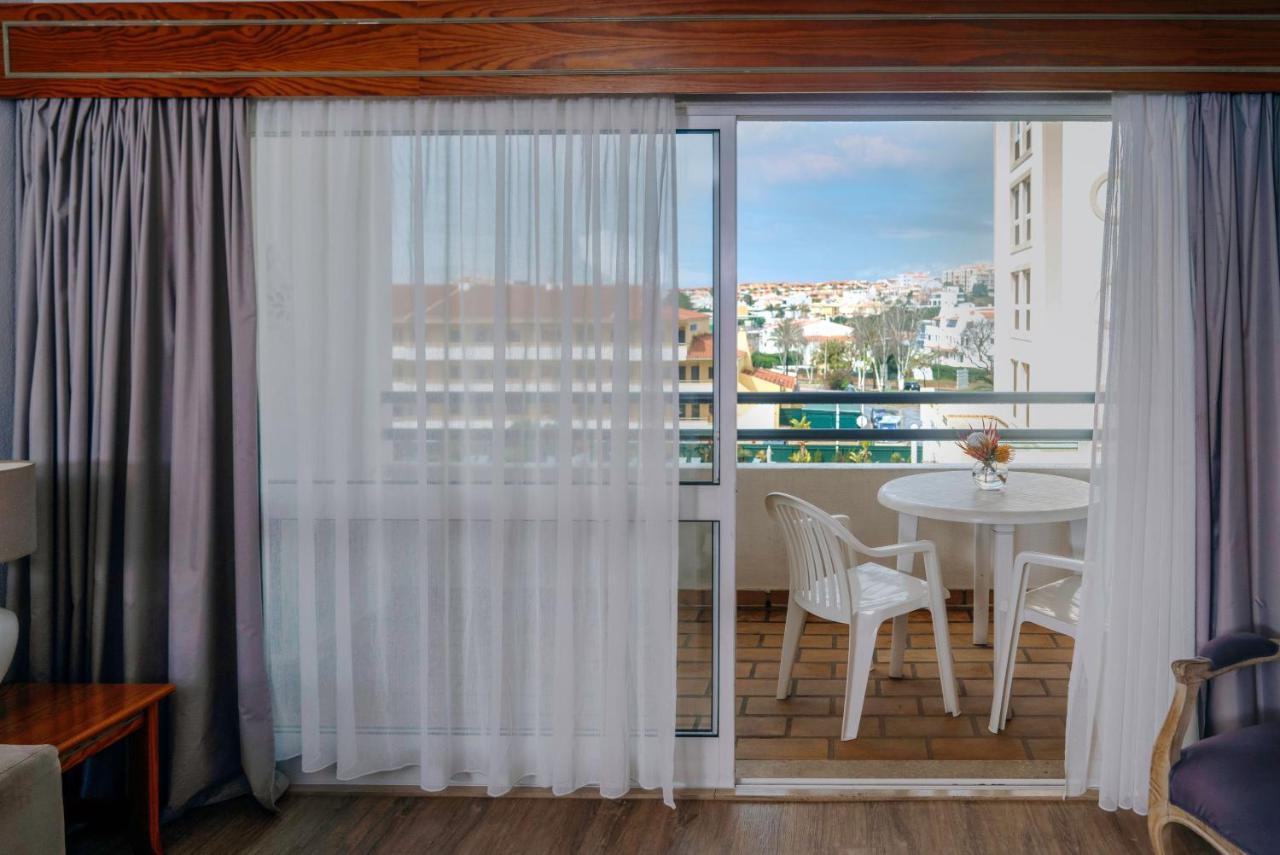 One-Bedroom Apartment (2 Adults + 2 Children up to 12 years old)