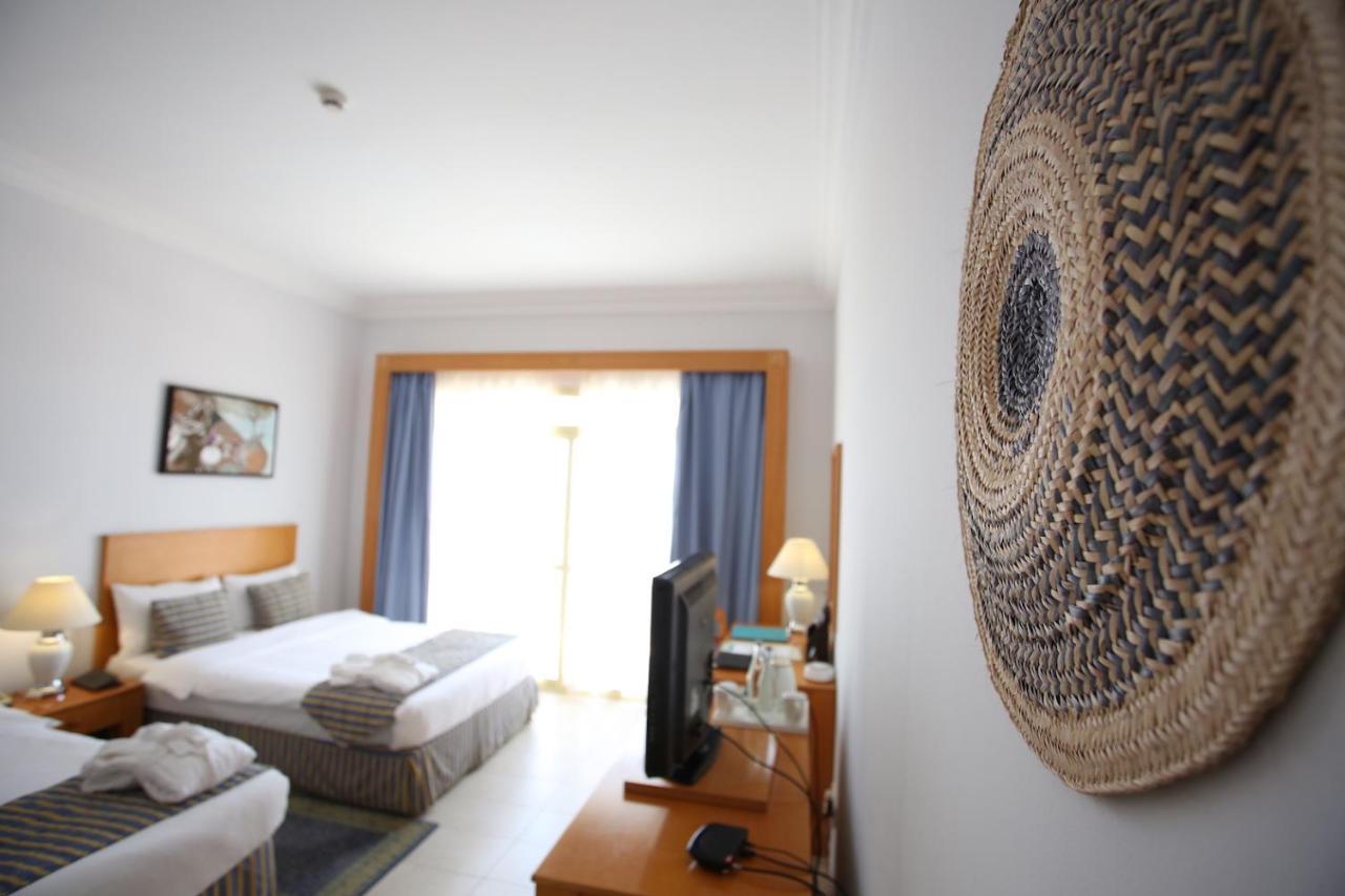 Deluxe Twin Room with Sea View