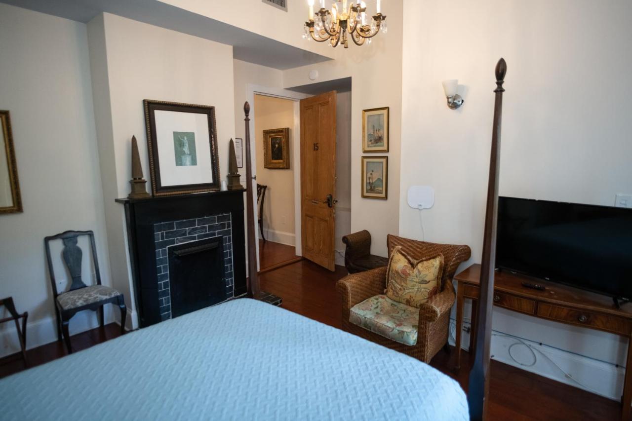 Queen Room with Balcony