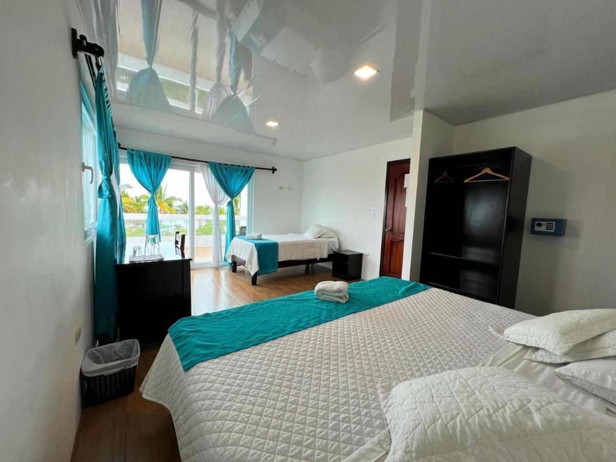 Deluxe Triple Room with Sea View
