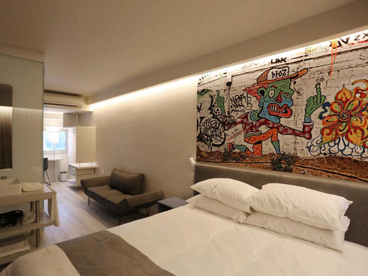 XL Room (3 Adults)