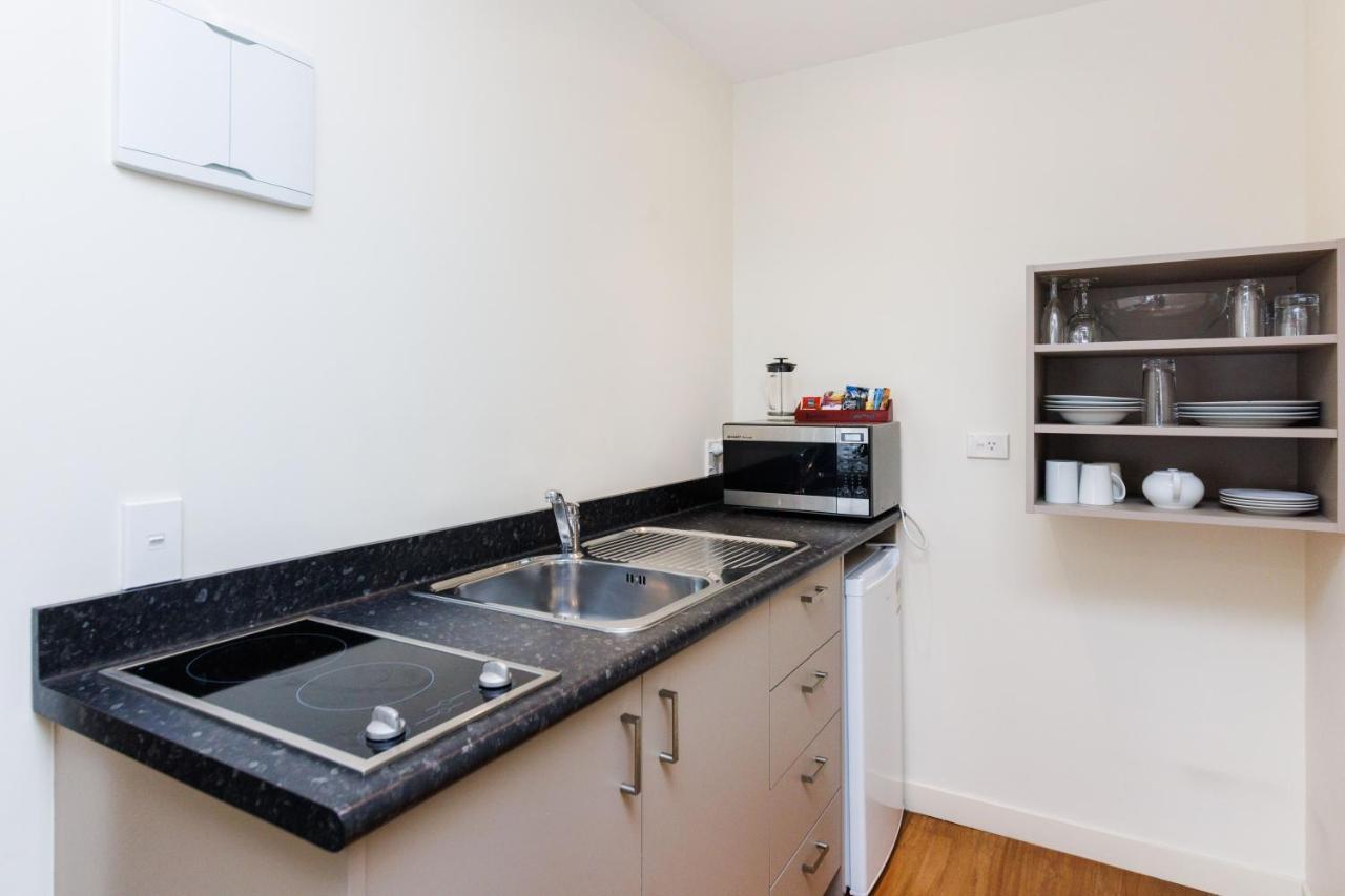 Studio with Spa Bath